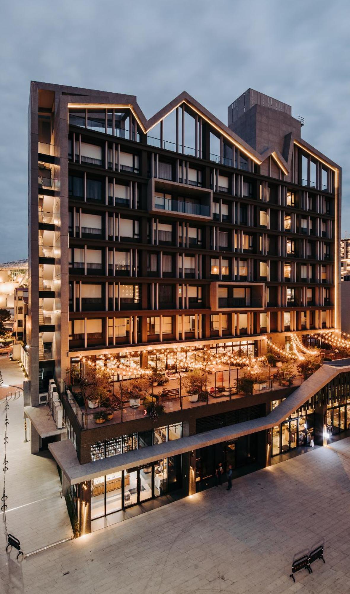 U.I.J Hotel & Hostel Tajnan Kültér fotó